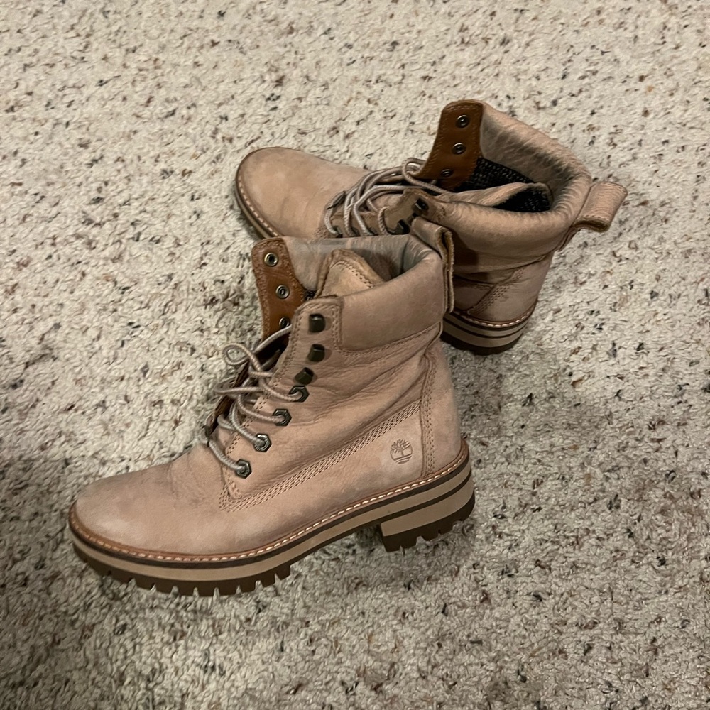 Timberland taupe boots
